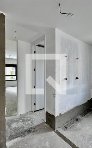 Apartamento à venda com 211m², 3 quartos e 3 vagas Apartamento à venda com 211m², 3 quartos e 3 vagasBanheiro Suíte 3