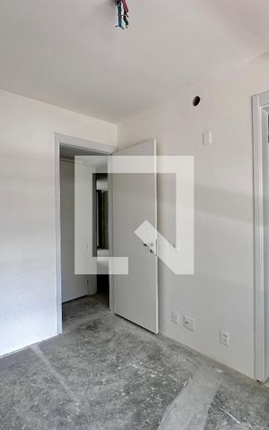 Apartamento à venda com 211m², 3 quartos e 3 vagas Apartamento à venda com 211m², 3 quartos e 3 vagasSuíte 1