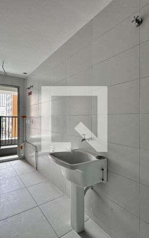 Apartamento à venda com 211m², 3 quartos e 3 vagas Apartamento à venda com 211m², 3 quartos e 3 vagasÁrea de Serviço