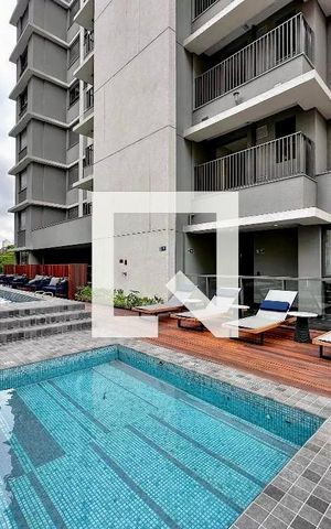 Apartamento à venda com 211m², 3 quartos e 3 vagas Apartamento à venda com 211m², 3 quartos e 3 vagasPiscina