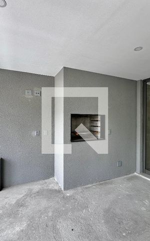 Apartamento à venda com 211m², 3 quartos e 3 vagas Apartamento à venda com 211m², 3 quartos e 3 vagasVaranda
