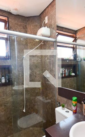 Apartamento à venda com 139m², 2 quartos e 1 vaga Apartamento à venda com 139m², 2 quartos e 1 vagaBanheiro social