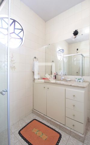 Casa à venda com 520m², 3 quartos e 1 vagaBanheiro da Suite