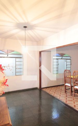 Casa à venda com 520m², 3 quartos e 1 vagaSala de Jantar