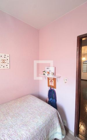 Casa à venda com 520m², 3 quartos e 1 vagaQuarto 2