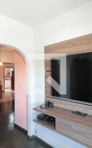 Casa à venda com 520m², 3 quartos e 1 vagaSala