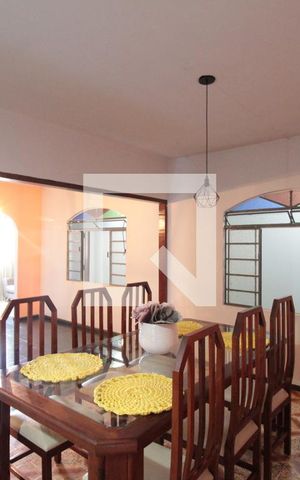 Casa à venda com 520m², 3 quartos e 1 vagaSala de Jantar