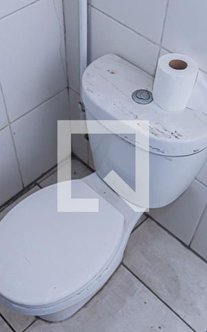 Casa para alugar com 253m², 1 quarto e 5 vagas Casa para alugar com 253m², 1 quarto e 5 vagasBanheiro da Suíte