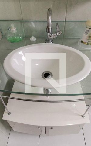 Casa à venda com 380m², 3 quartos e 5 vagas Casa à venda com 380m², 3 quartos e 5 vagasBanheiro 1