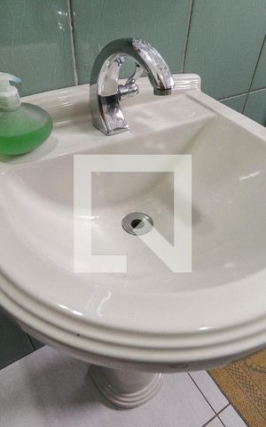 Casa à venda com 380m², 3 quartos e 5 vagas Casa à venda com 380m², 3 quartos e 5 vagasBanheiro 2