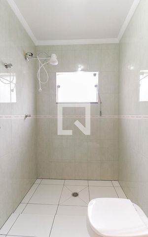 Casa à venda com 380m², 3 quartos e 5 vagas Casa à venda com 380m², 3 quartos e 5 vagasBanheiro 1