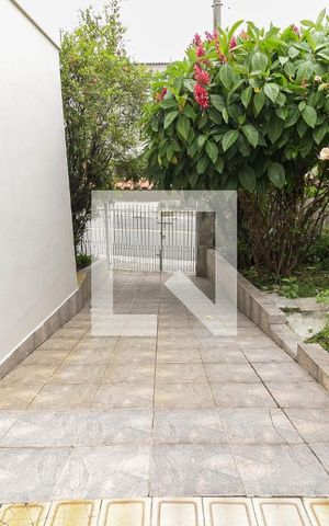 Casa à venda com 380m², 3 quartos e 5 vagas Casa à venda com 380m², 3 quartos e 5 vagasGaragem