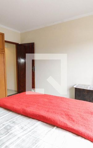 Casa à venda com 380m², 3 quartos e 5 vagas Casa à venda com 380m², 3 quartos e 5 vagasQuarto 2