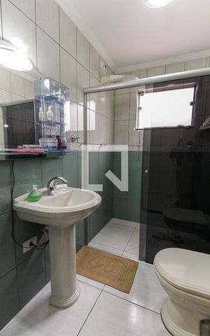 Casa à venda com 380m², 3 quartos e 5 vagas Casa à venda com 380m², 3 quartos e 5 vagasBanheiro 2