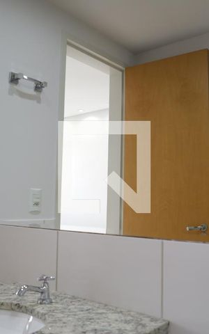 Apartamento para alugar com 55m², 2 quartos e 1 vagaBanheiro/Quarto 1
