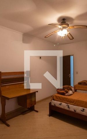 Casa à venda com 190m², 3 quartos e 2 vagas Casa à venda com 190m², 3 quartos e 2 vagasQuarto 1