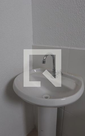 Apartamento à venda com 36m², 2 quartos e sem vagaBanheiro