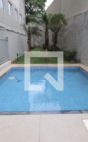 Apartamento à venda com 36m², 2 quartos e sem vagaÁrea comum - Piscina
