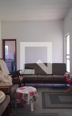 Casa à venda com 300m², 4 quartos e 3 vagas Casa à venda com 300m², 4 quartos e 3 vagasSala 2