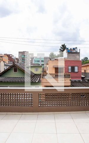 Casa à venda com 178m², 3 quartos e 2 vagasSacada Quarto 1