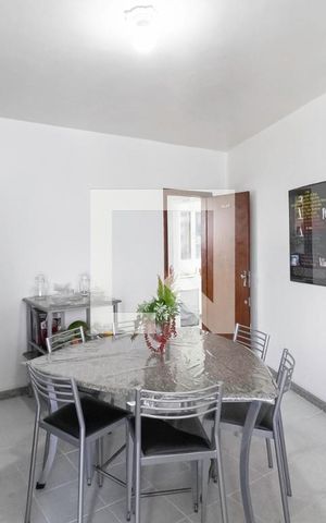 Casa à venda com 232m², 3 quartos e 3 vagas Casa à venda com 232m², 3 quartos e 3 vagasSala de Jantar