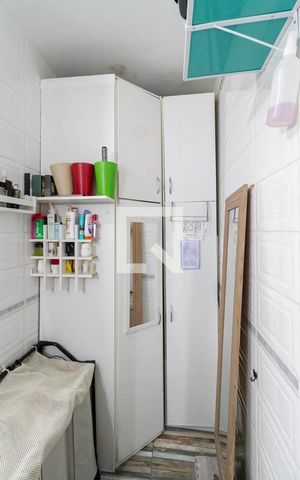 Casa à venda com 232m², 3 quartos e 3 vagas Casa à venda com 232m², 3 quartos e 3 vagasBanheiro da suíte