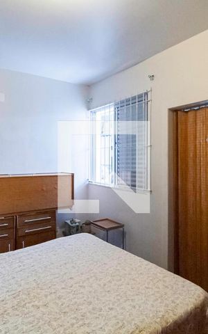 Casa à venda com 232m², 3 quartos e 3 vagas Casa à venda com 232m², 3 quartos e 3 vagasSuíte
