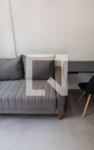 Apartamento à venda com 24m², 1 quarto e sem vaga Apartamento à venda com 24m², 1 quarto e sem vagaSala