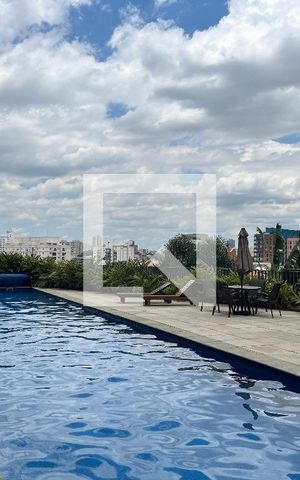 Apartamento à venda com 126m², 2 quartos e 2 vagas Apartamento à venda com 126m², 2 quartos e 2 vagasÁrea comum - Piscina