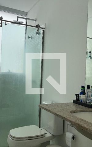 Apartamento à venda com 126m², 2 quartos e 2 vagas Apartamento à venda com 126m², 2 quartos e 2 vagasBanheiro da Suíte 1