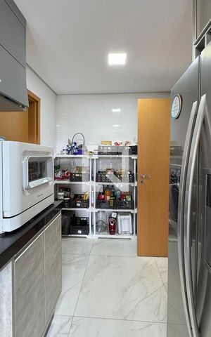 Apartamento à venda com 136m², 3 quartos e 2 vagasCozinha