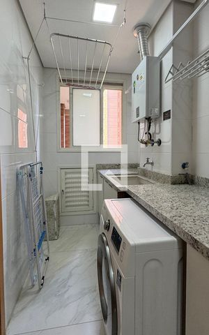 Apartamento à venda com 136m², 3 quartos e 2 vagasÁrea de Serviço