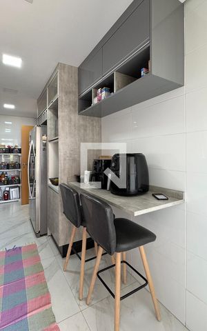 Apartamento à venda com 136m², 3 quartos e 2 vagasCozinha