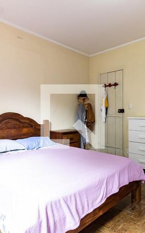 Casa à venda com 504m², 3 quartos e 5 vagas Casa à venda com 504m², 3 quartos e 5 vagasQuarto 1