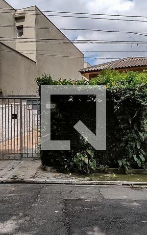 Casa à venda com 504m², 3 quartos e 5 vagas Casa à venda com 504m², 3 quartos e 5 vagasFachada
