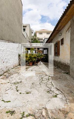 Casa à venda com 504m², 3 quartos e 5 vagas Casa à venda com 504m², 3 quartos e 5 vagasQuintal