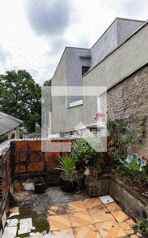 Casa à venda com 504m², 3 quartos e 5 vagas Casa à venda com 504m², 3 quartos e 5 vagasTerraço