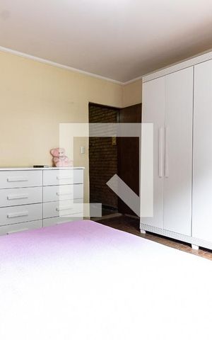 Casa à venda com 504m², 3 quartos e 5 vagas Casa à venda com 504m², 3 quartos e 5 vagasQuarto 1