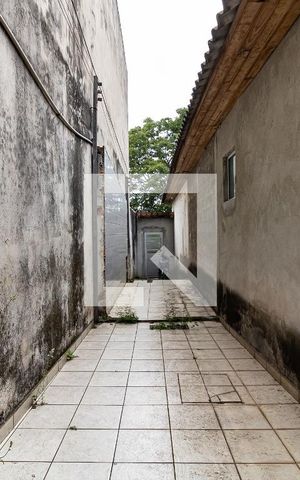 Casa à venda com 504m², 3 quartos e 5 vagas Casa à venda com 504m², 3 quartos e 5 vagascorredor da Casa 2