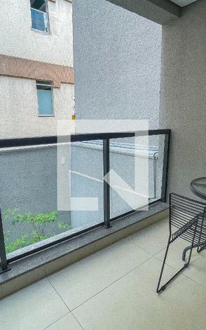Studio à venda com 31m², 1 quarto e sem vaga Studio à venda com 31m², 1 quarto e sem vagaVaranda
