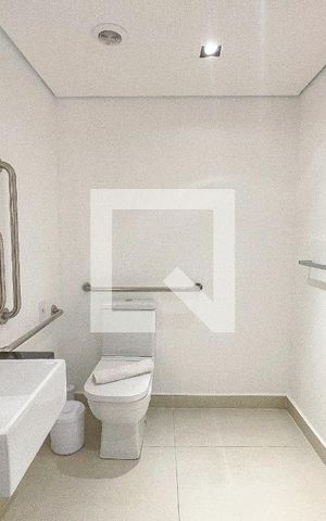 Studio à venda com 31m², 1 quarto e sem vaga Studio à venda com 31m², 1 quarto e sem vagaBanheiro