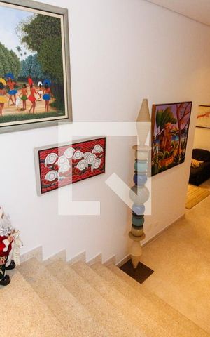 Casa à venda com 640m², 6 quartos e 6 vagasSala 1