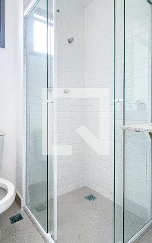 Apartamento para alugar com 30m², 1 quarto e 1 vaga Apartamento para alugar com 30m², 1 quarto e 1 vagaBanheiro