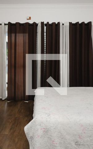 Casa à venda com 565m², 4 quartos e 2 vagas Casa à venda com 565m², 4 quartos e 2 vagasSuíte 3