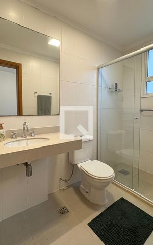 Apartamento para alugar com 156m², 3 quartos e 3 vagasBanheiro da Suíte 2