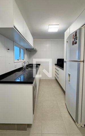 Apartamento para alugar com 156m², 3 quartos e 3 vagasCozinha