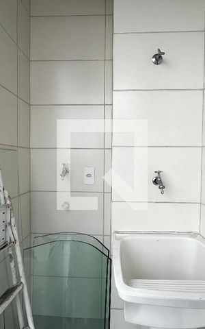 Apartamento à venda com 29m², 1 quarto e 1 vaga Apartamento à venda com 29m², 1 quarto e 1 vagaÁrea de Serviço