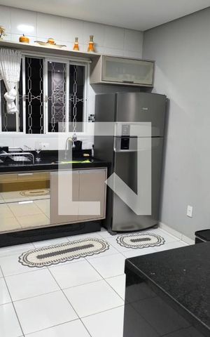 Casa para alugar com 68m², 3 quartos e 2 vagas Casa para alugar com 68m², 3 quartos e 2 vagasCozinha
