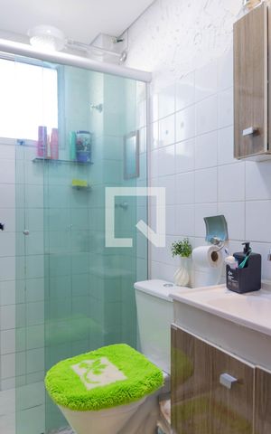 Apartamento à venda com 50m², 2 quartos e 1 vaga Apartamento à venda com 50m², 2 quartos e 1 vagaBanheiro