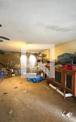 Casa à venda com 270m², 3 quartos e 2 vagas Casa à venda com 270m², 3 quartos e 2 vagasGaragem